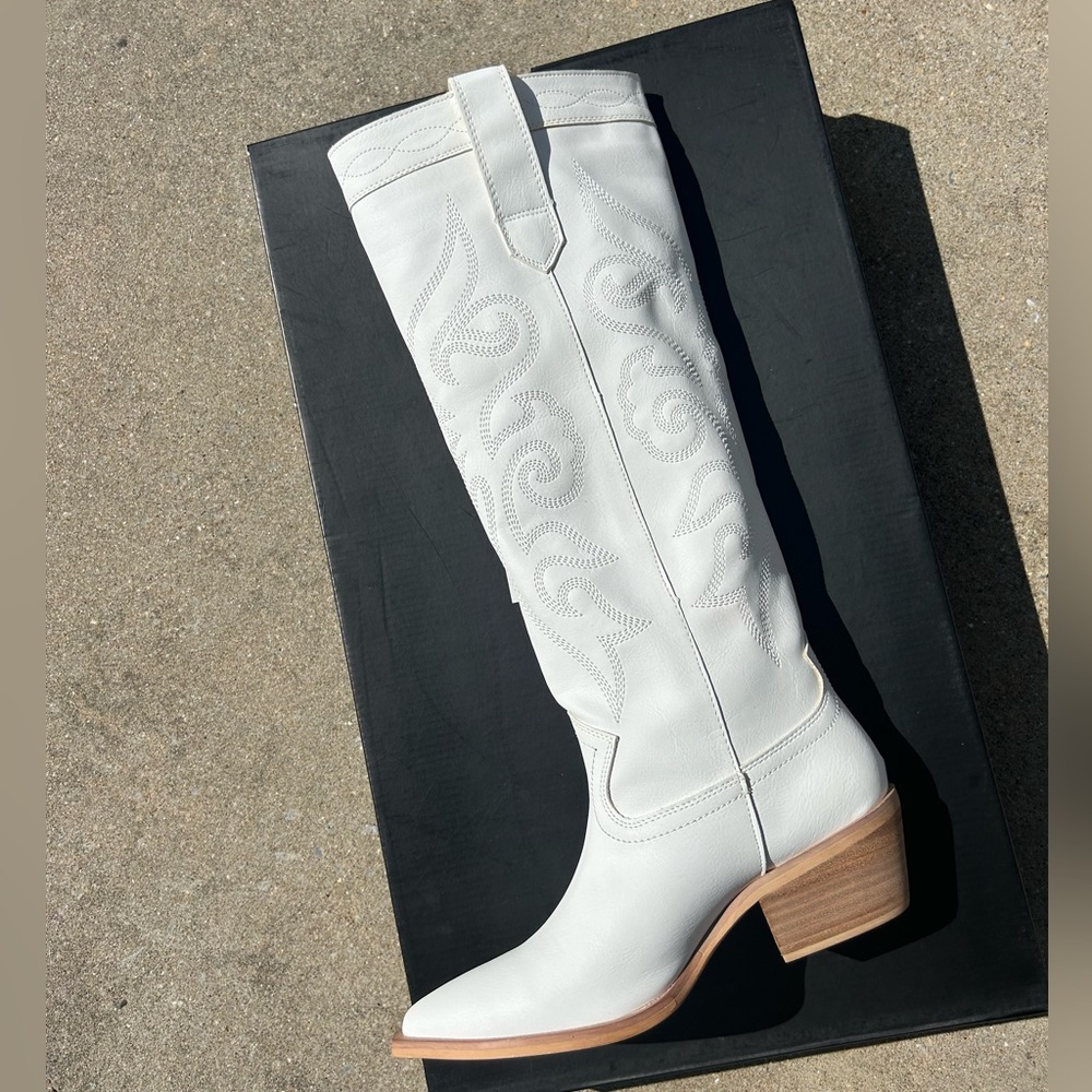 Shu Shop White Cowboy Boots